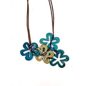 Jewelry - Retro wooden flower necklace Jewelry - Retro wooden flower necklace
